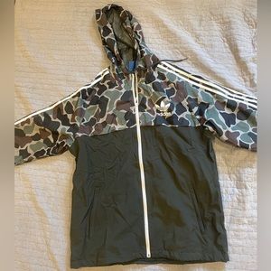 Like new Camo Adidas windbreaker